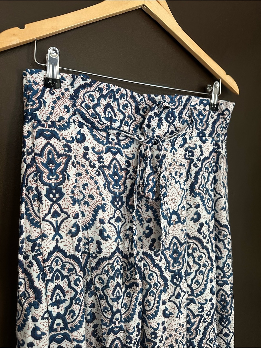 ANTHROPOLOGIE x ROLLER RABBIT Jewel Medallion Lounge Pants Size Small - Picture 3 of 10